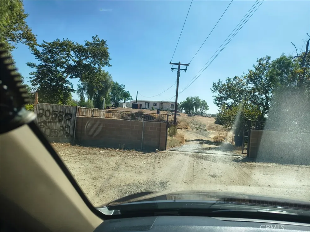 20680 Santa Rosa Mine Road Perris, CA 92570