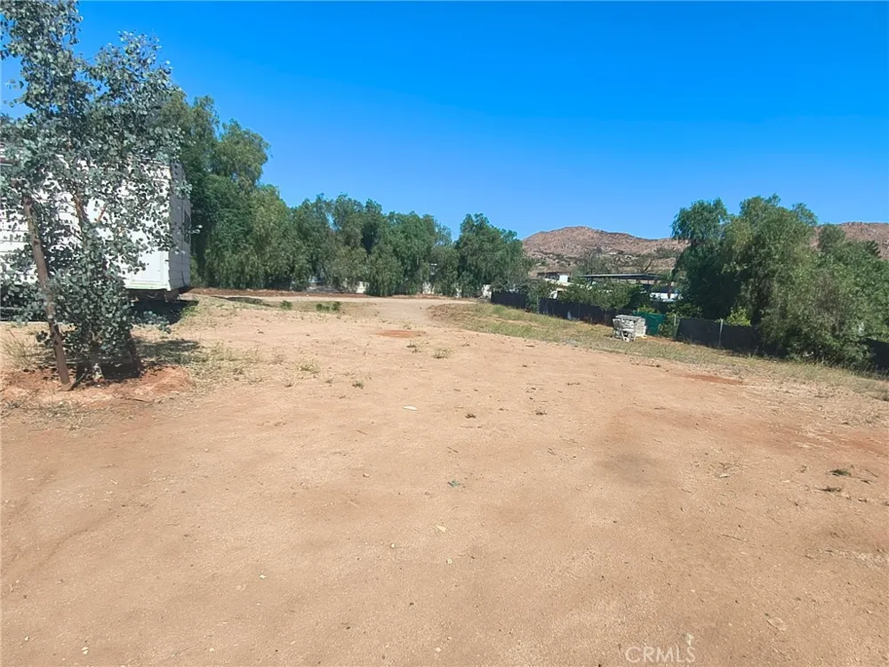 20680 Santa Rosa Mine Road Perris, CA 92570