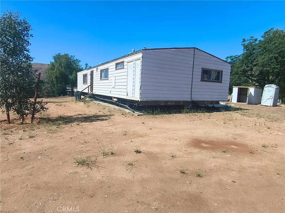 20680 Santa Rosa Mine Road Perris, CA 92570