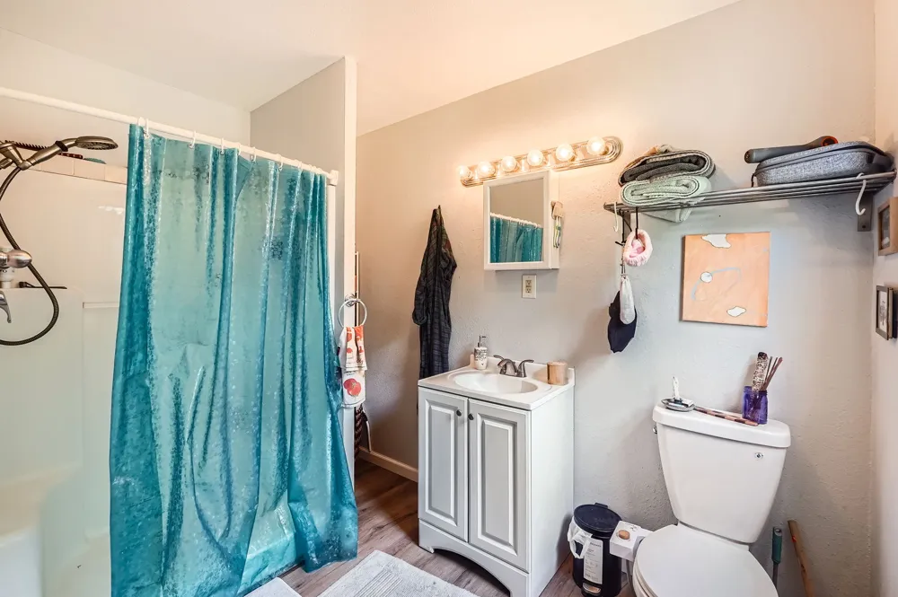 5605 Tura Lane Austin, TX 78721