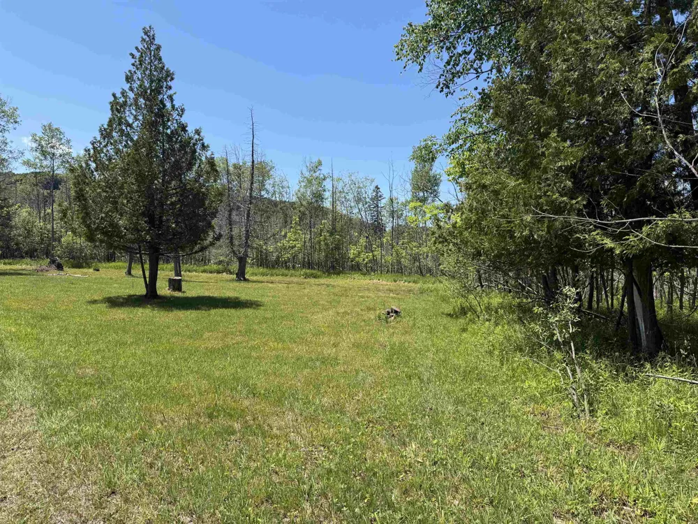 6263 East Jordan Road Banks Township, MI 49729