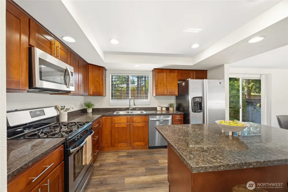 6215 122nd Avenue SE Bellevue, WA 98006