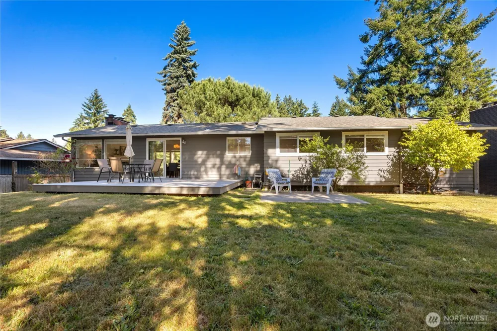 6215 122nd Avenue SE Bellevue, WA 98006