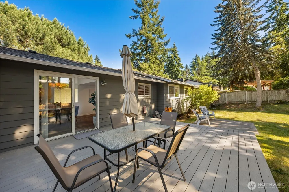 6215 122nd Avenue SE Bellevue, WA 98006