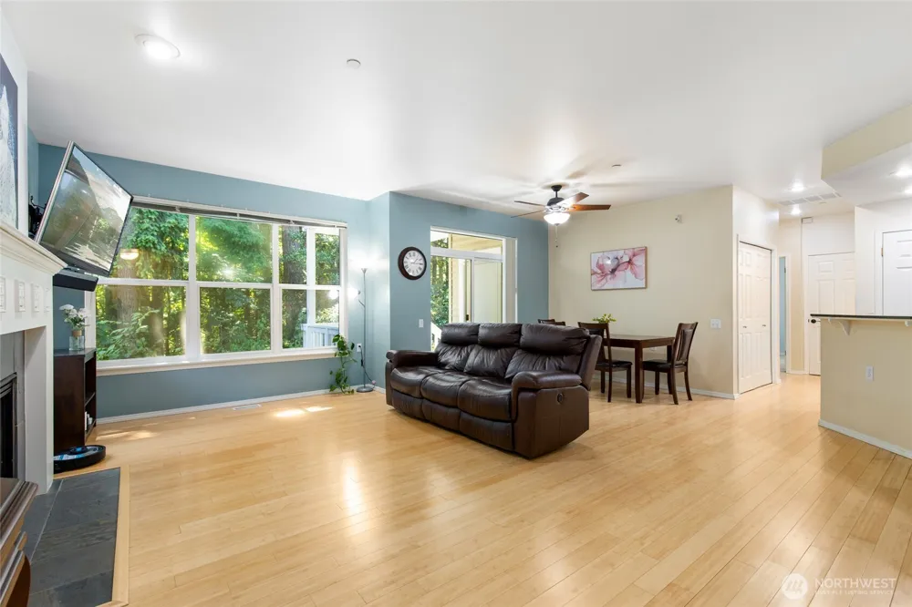 424 228th Street SW #H101 Bothell, WA 98021