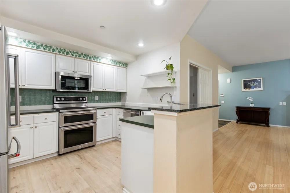 424 228th Street SW #H101 Bothell, WA 98021
