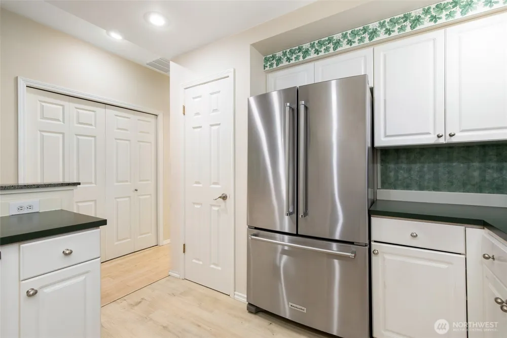 424 228th Street SW #H101 Bothell, WA 98021