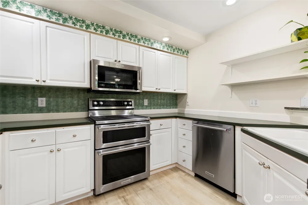 424 228th Street SW #H101 Bothell, WA 98021