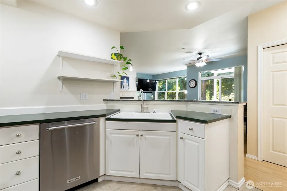 424 228th Street SW #H101 Bothell, WA 98021