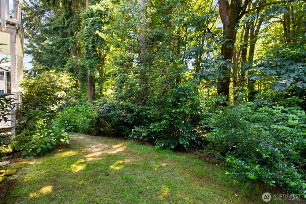 424 228th Street SW #H101 Bothell, WA 98021