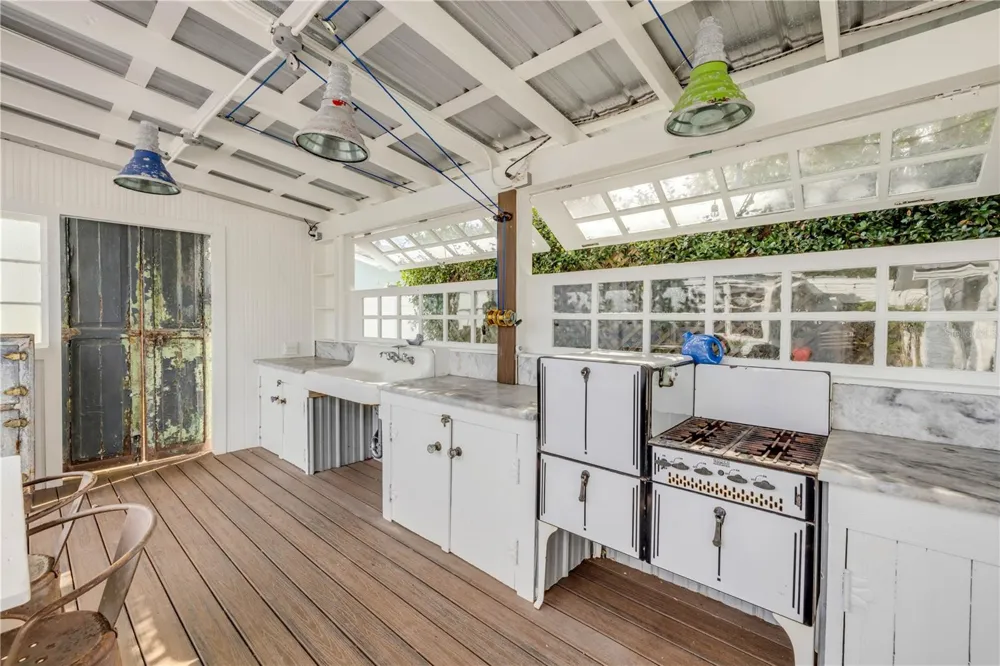 506 YUPON AVENUE New Smyrna Beach, FL 32169