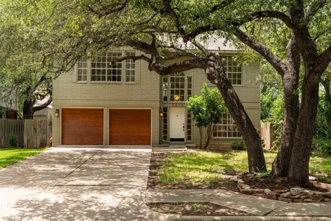 7516 Windrush Drive