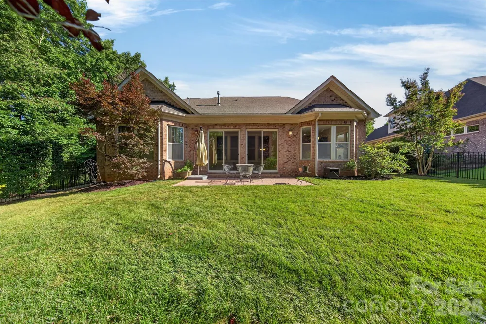 4028 Deer Track Court Mint Hill, NC 28227