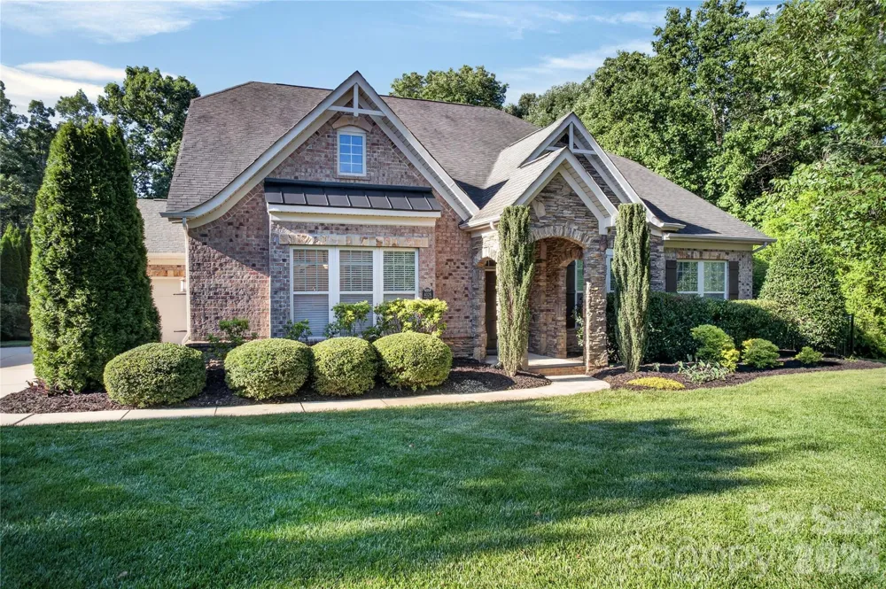 4028 Deer Track Court Mint Hill, NC 28227