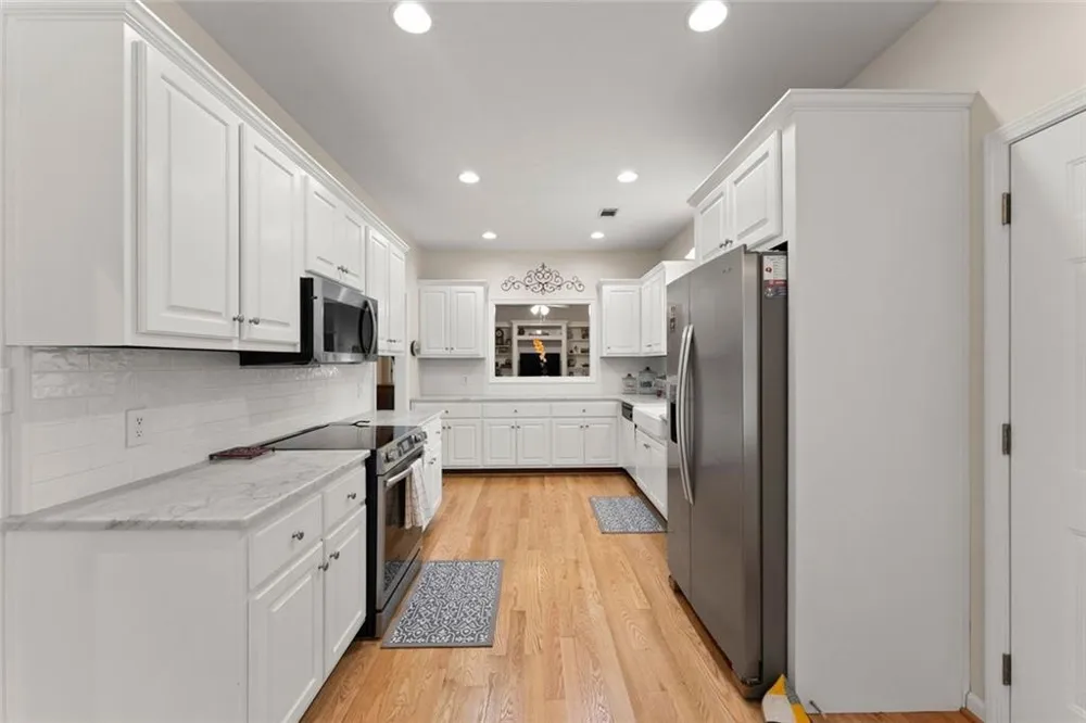 1020 Easy Street Toccoa, GA 30577