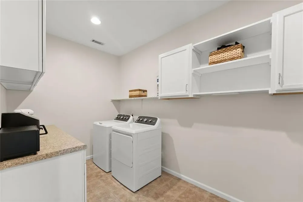 1020 Easy Street Toccoa, GA 30577