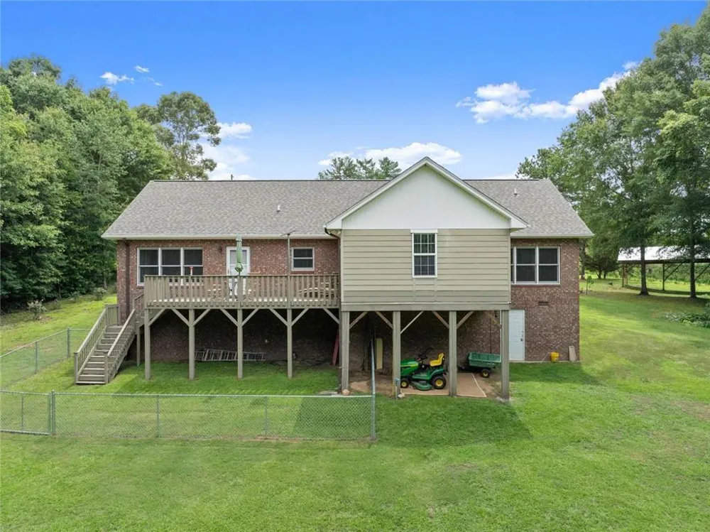 1020 Easy Street Toccoa, GA 30577