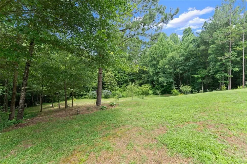 1020 Easy Street Toccoa, GA 30577