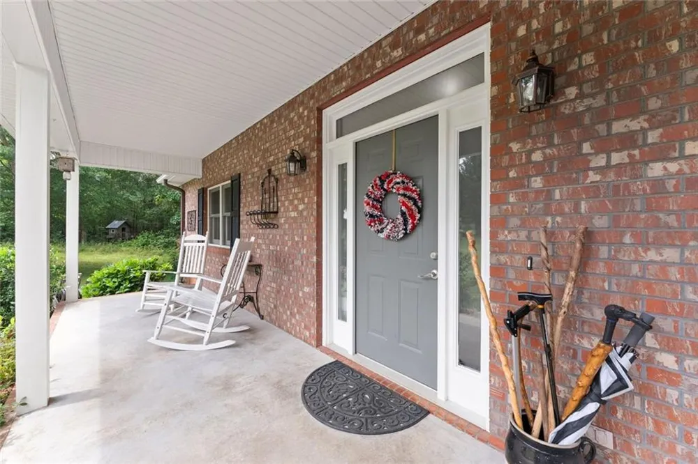 1020 Easy Street Toccoa, GA 30577