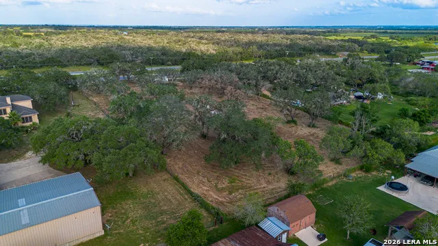 13117 N HWY 16 Poteet, TX 78065