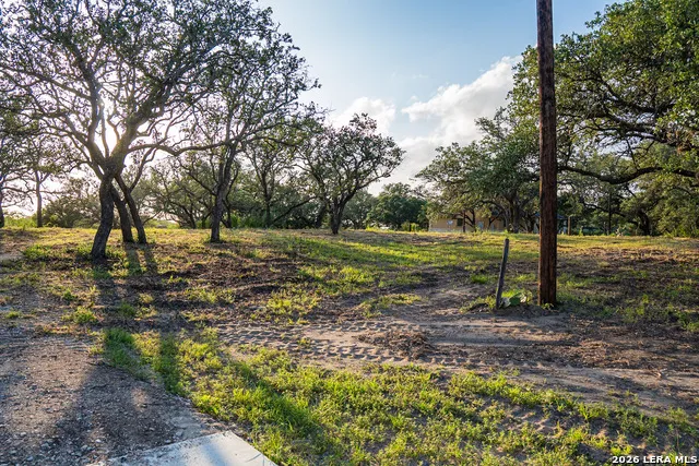 13117 N HWY 16 Poteet, TX 78065