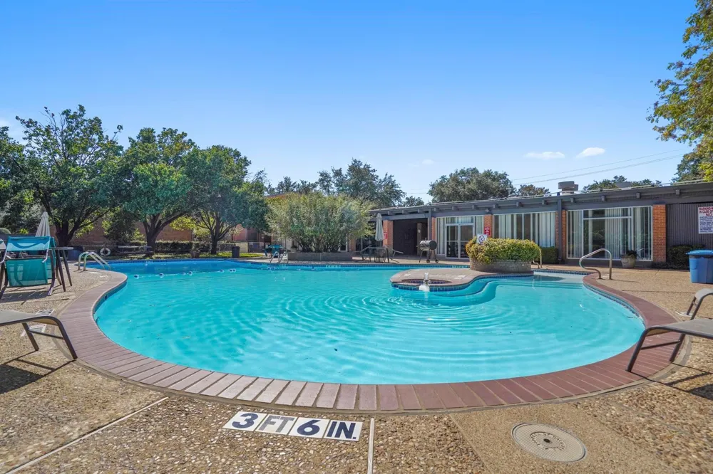 536 E Avenue J #A Grand Prairie, TX 75050
