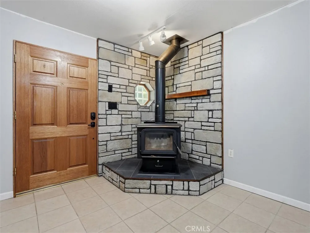 36211 Toku Poyah North Fork, CA 93643