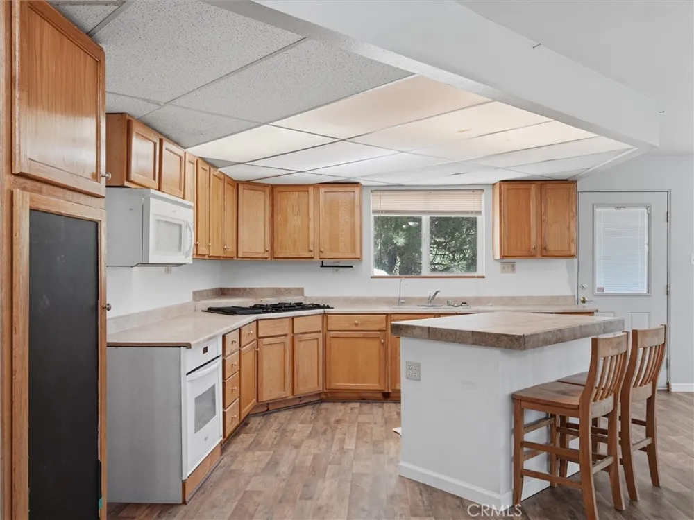 36211 Toku Poyah North Fork, CA 93643