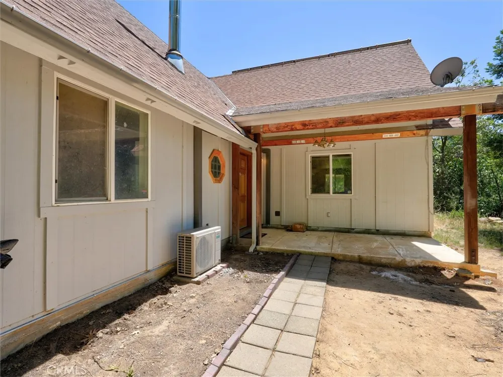 36211 Toku Poyah North Fork, CA 93643