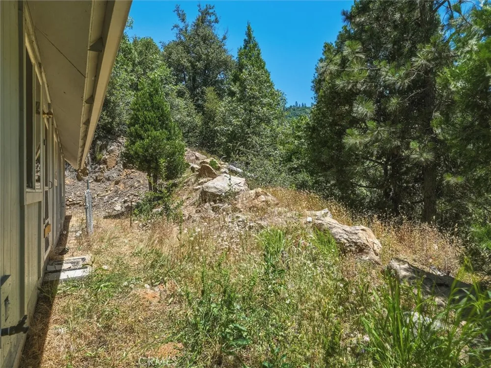 36211 Toku Poyah North Fork, CA 93643