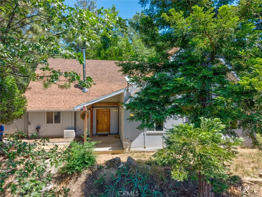 36211 Toku Poyah North Fork, CA 93643