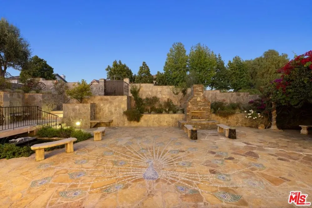 2695 Shady Ridge Lane Diamond Bar, CA 91765