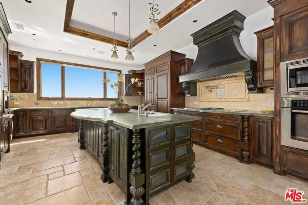 2695 Shady Ridge Lane Diamond Bar, CA 91765