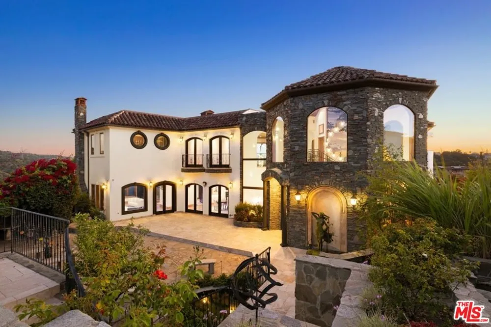 2695 Shady Ridge Lane Diamond Bar, CA 91765