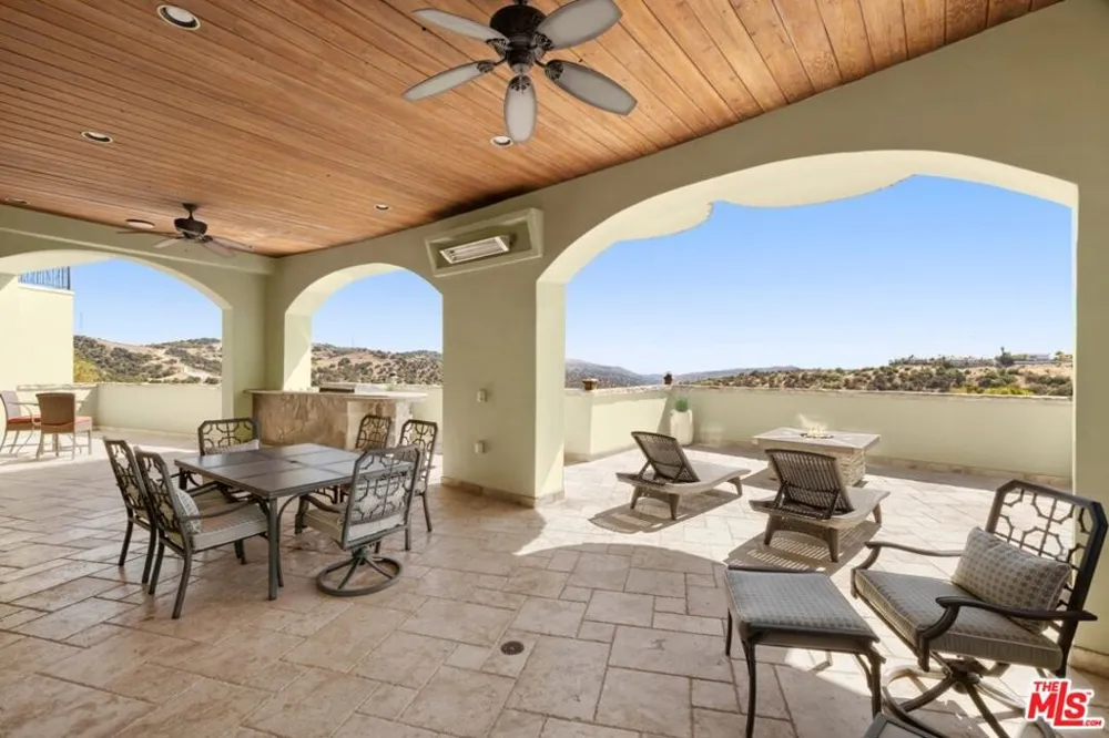 2695 Shady Ridge Lane Diamond Bar, CA 91765