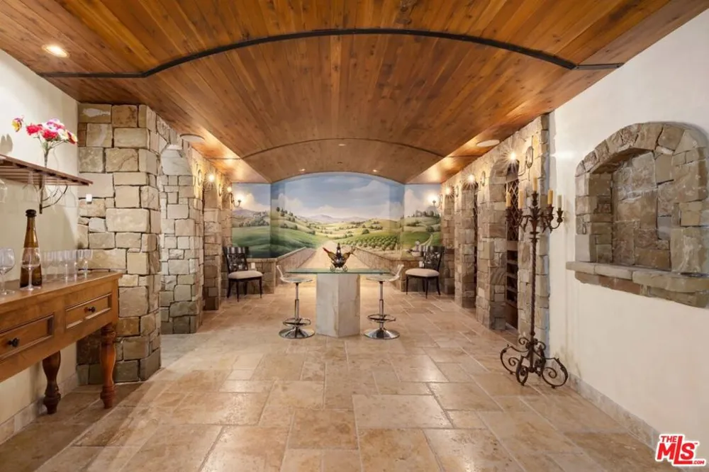 2695 Shady Ridge Lane Diamond Bar, CA 91765