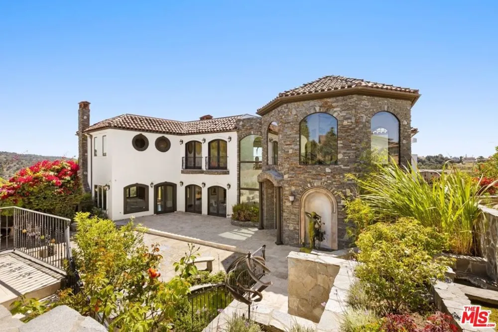 2695 Shady Ridge Lane Diamond Bar, CA 91765