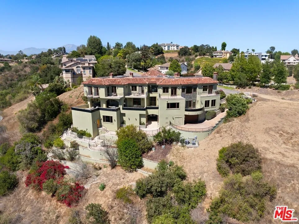 2695 Shady Ridge Lane Diamond Bar, CA 91765