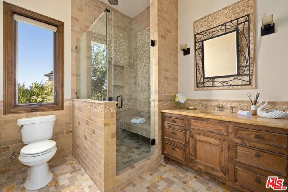 2695 Shady Ridge Lane Diamond Bar, CA 91765