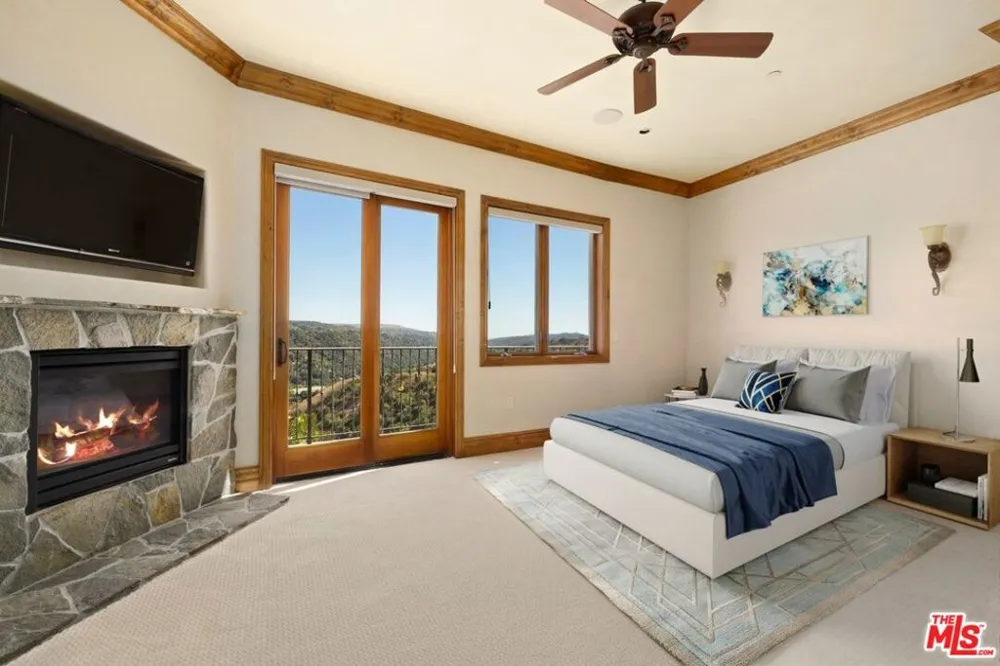 2695 Shady Ridge Lane Diamond Bar, CA 91765