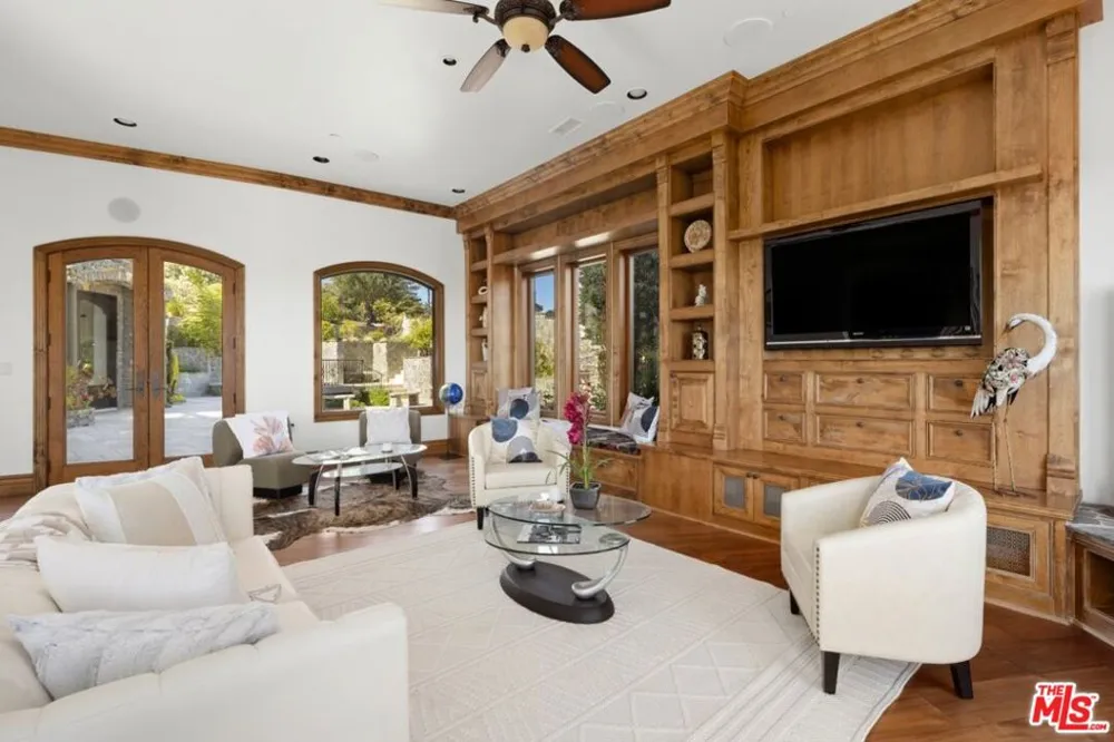 2695 Shady Ridge Lane Diamond Bar, CA 91765