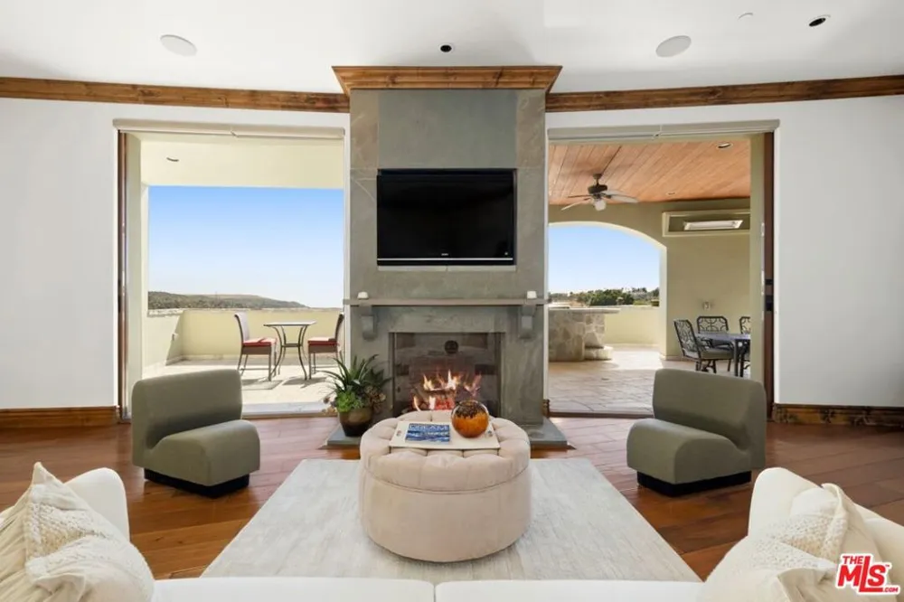 2695 Shady Ridge Lane Diamond Bar, CA 91765