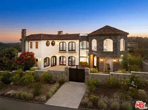 2695 Shady Ridge Lane