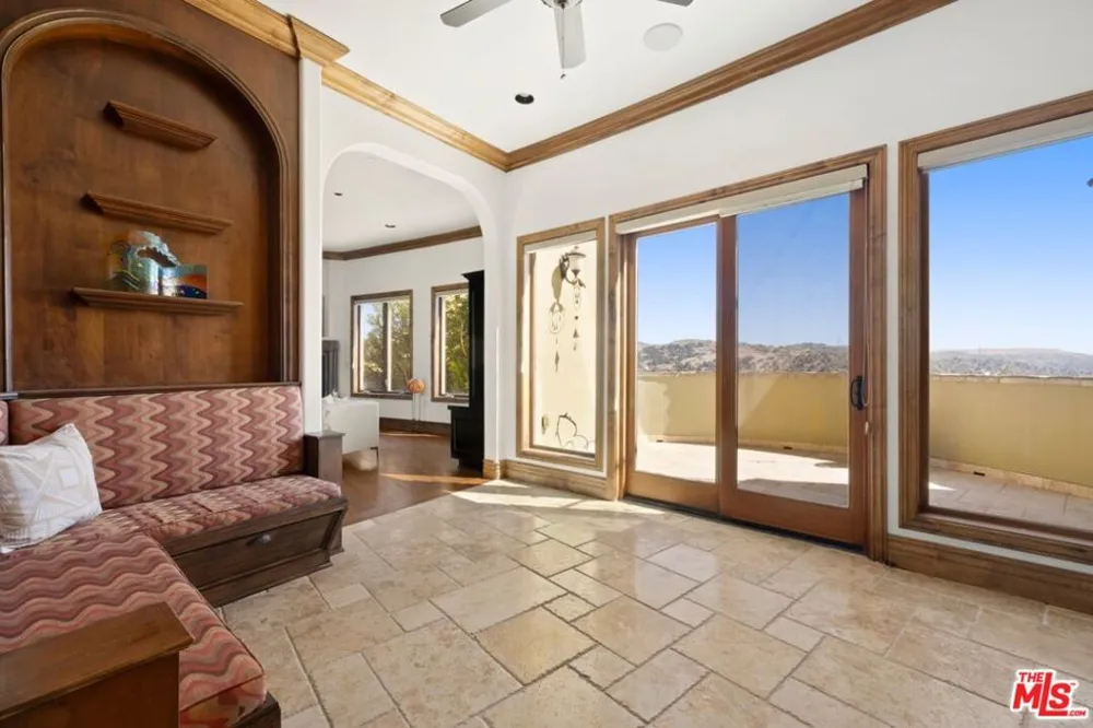 2695 Shady Ridge Lane Diamond Bar, CA 91765