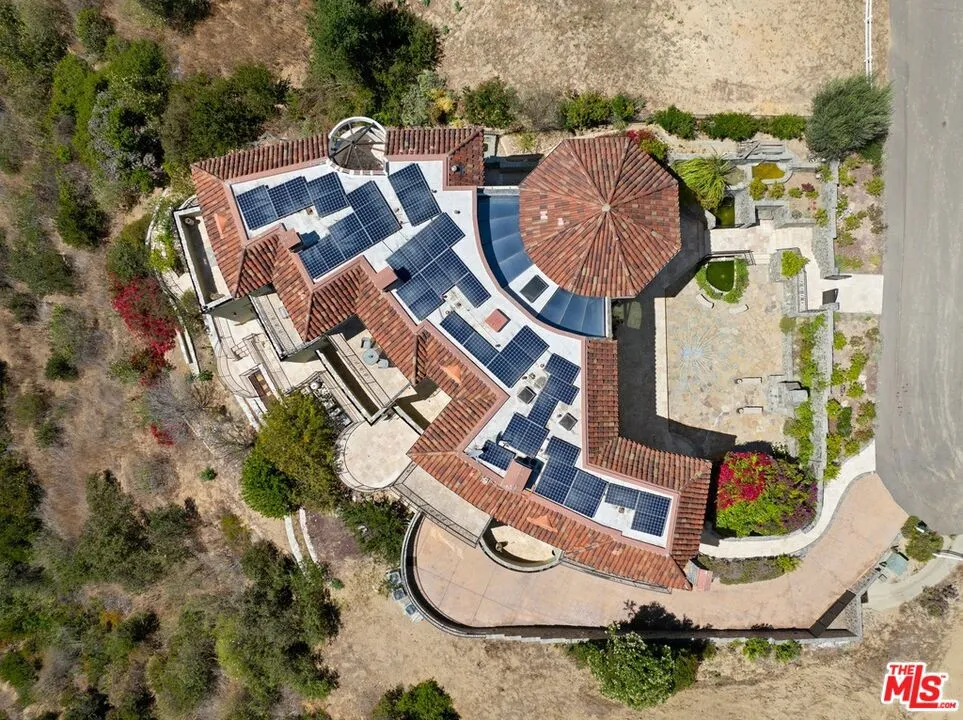 2695 Shady Ridge Lane Diamond Bar, CA 91765