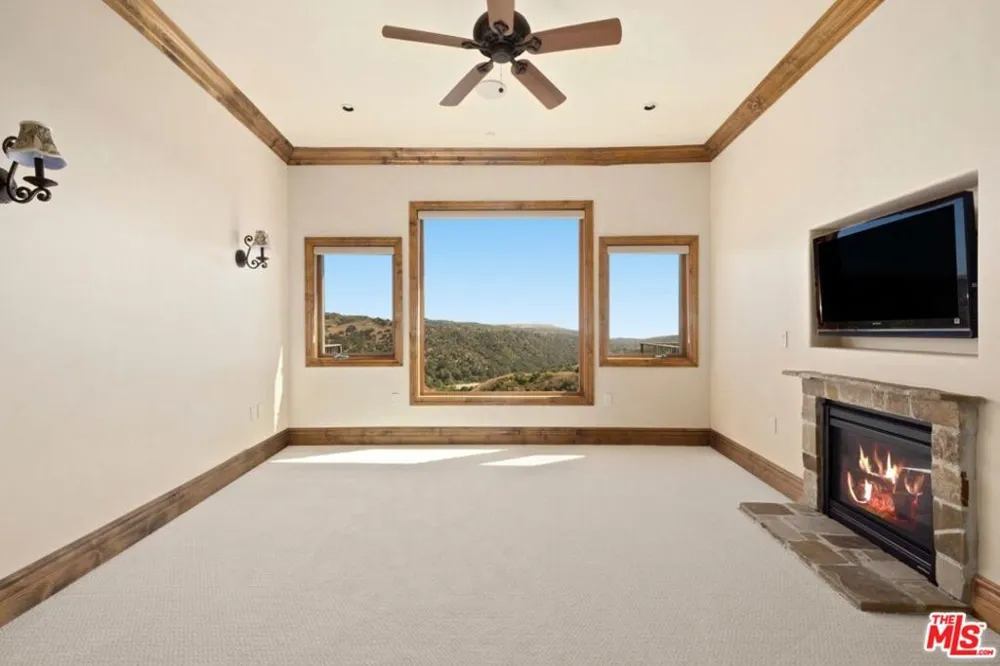 2695 Shady Ridge Lane Diamond Bar, CA 91765