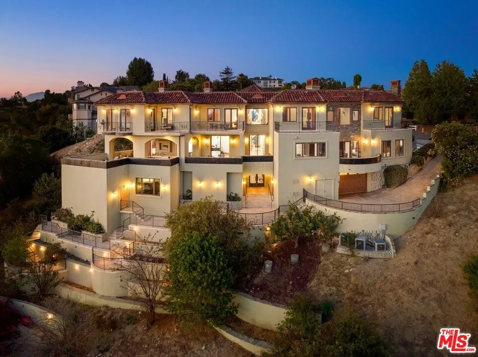 2695 Shady Ridge Lane Diamond Bar, CA 91765