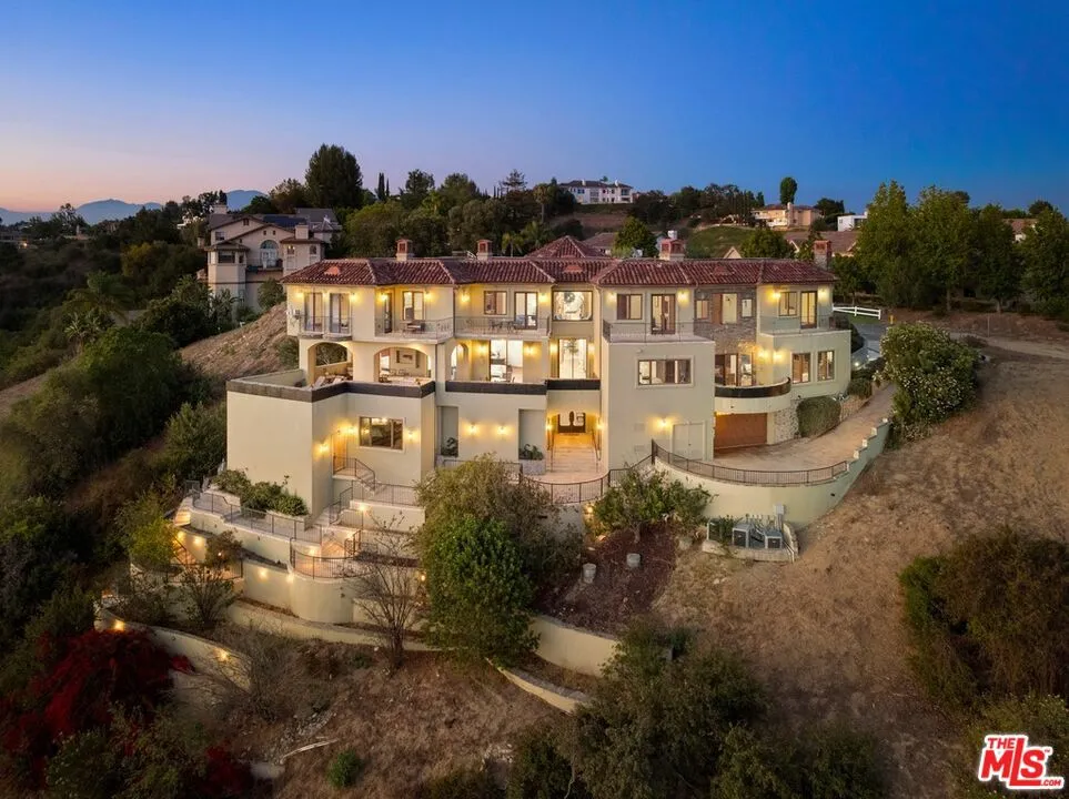2695 Shady Ridge Lane Diamond Bar, CA 91765