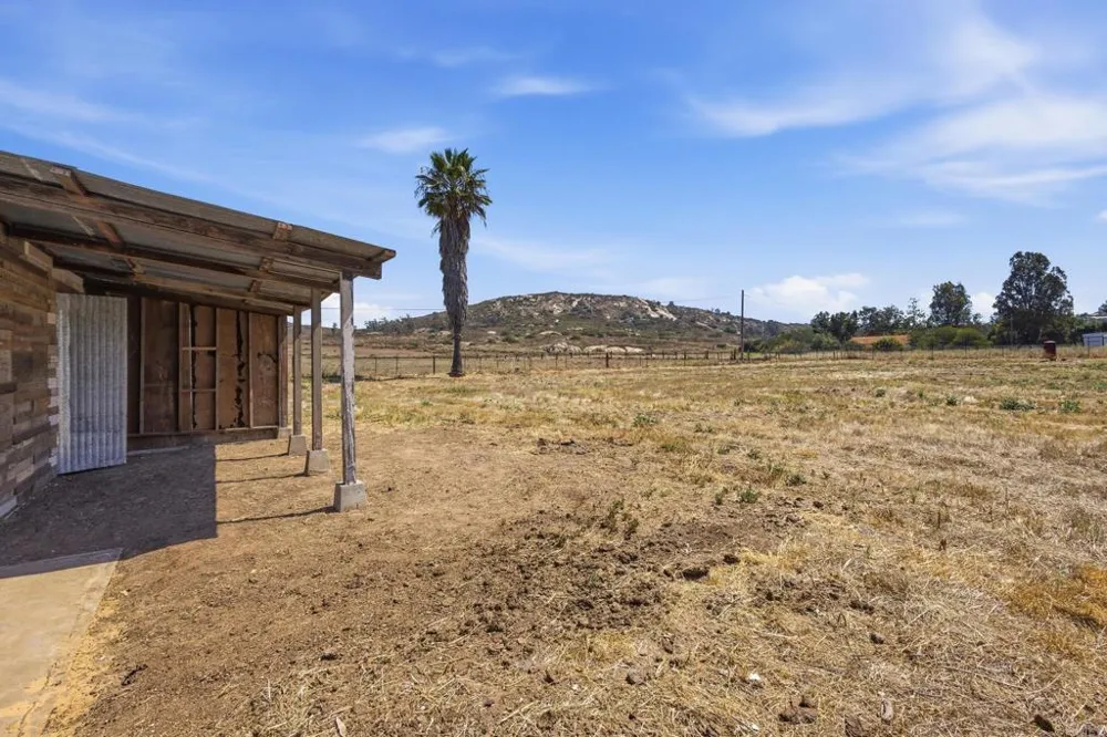 1077 Montecito Way Ramona, CA 92065