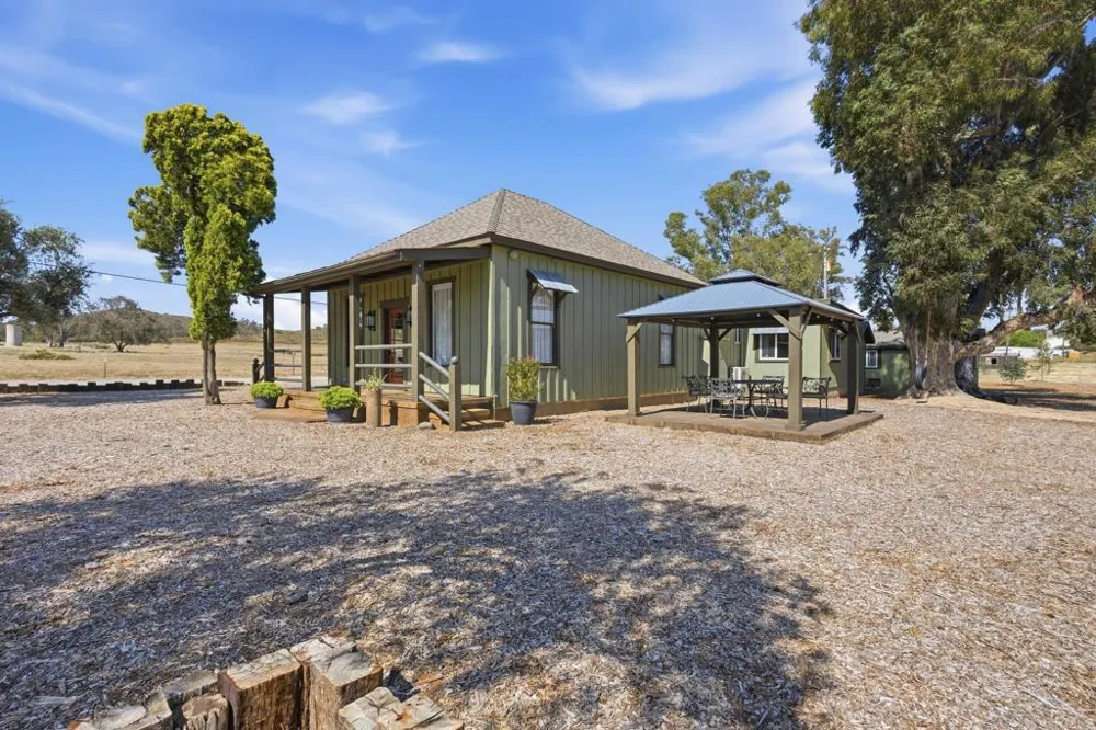 1077 Montecito Way Ramona, CA 92065